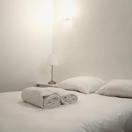 Cozy Apt Renovated At Canal Saint Martin Apartment *